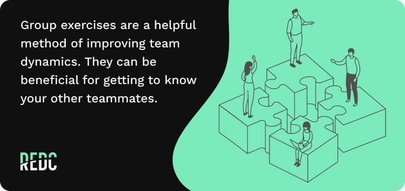 Graphic illustrating the benefits of group exercises.